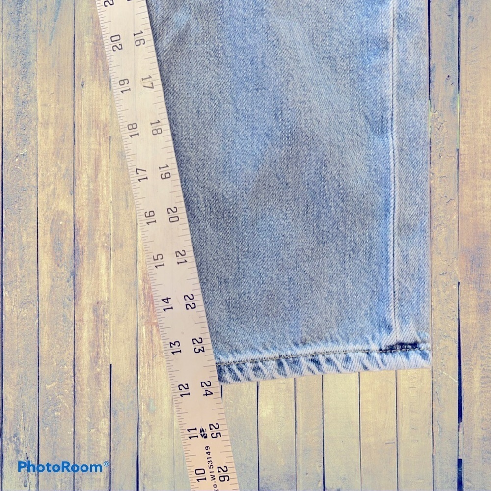 TOPSHOP Hayden Boyfriend Ripped Denim Jeans - Picture 6 of 9